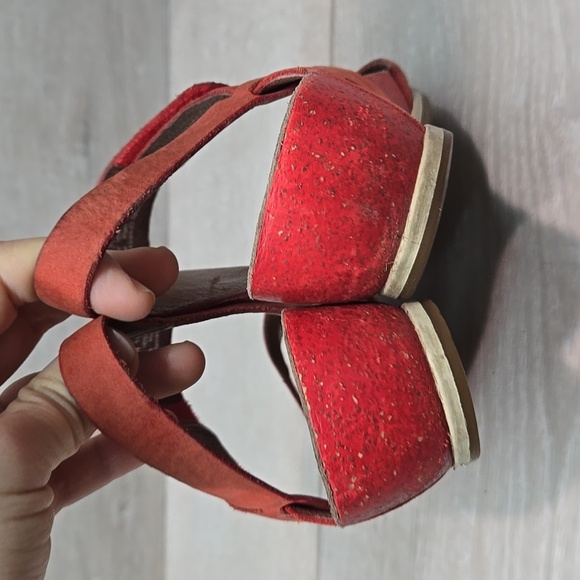 Dansko Women's Ankle Leather Red Sandals Wedge Sz 38/7.5-8 - Picture 6 of 16